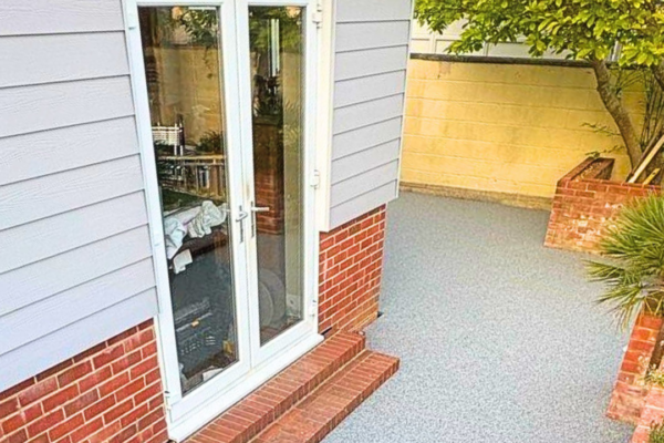 Garden cabin resin pathway surround