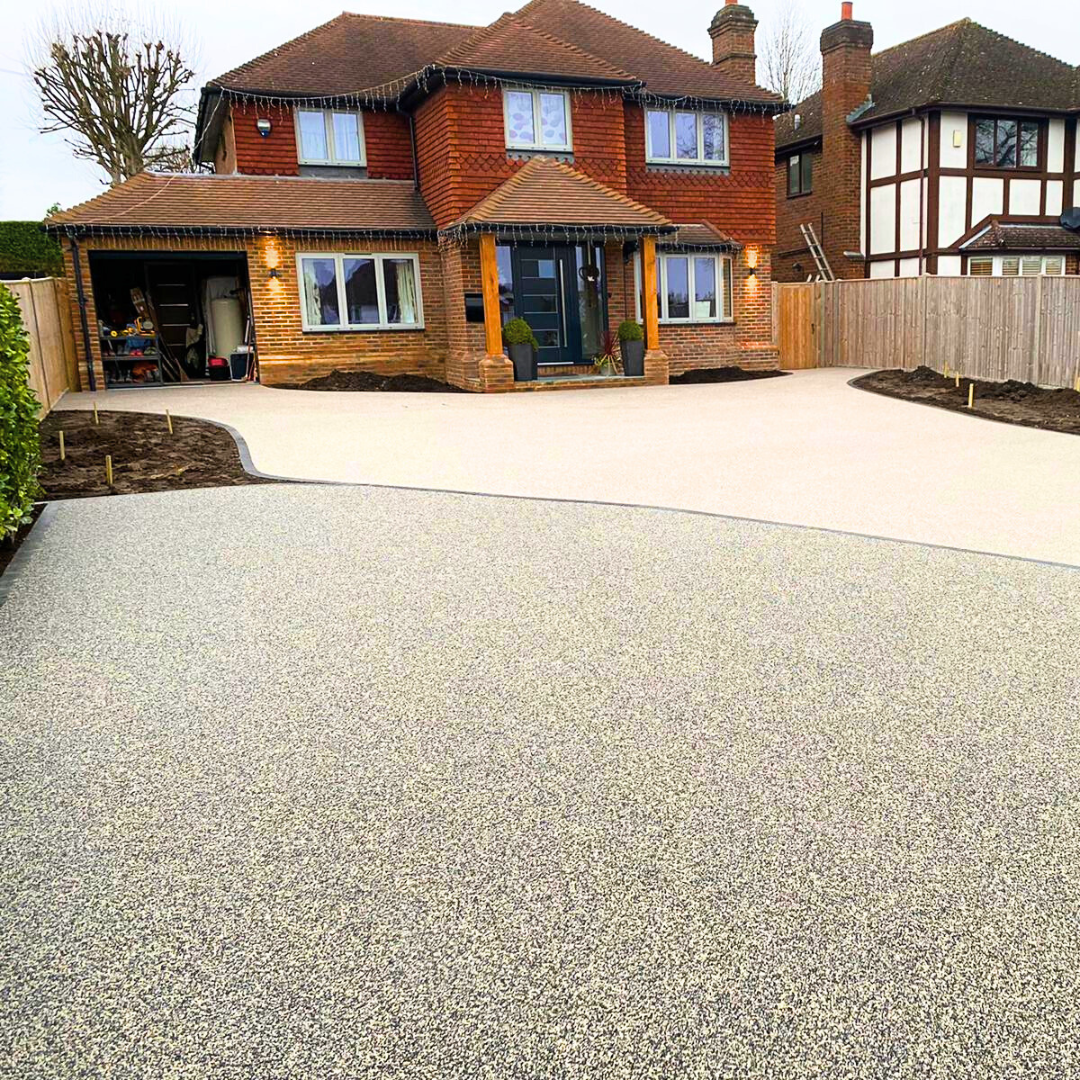 Bespoke design resin driveway installation