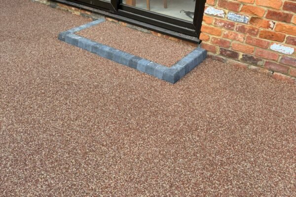 Resin Projects Gallery - Premium resin patio by Hampshire Resin