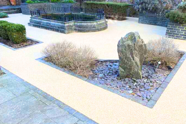 Resin Projects Gallery - Premium resin patio by Hampshire Resin