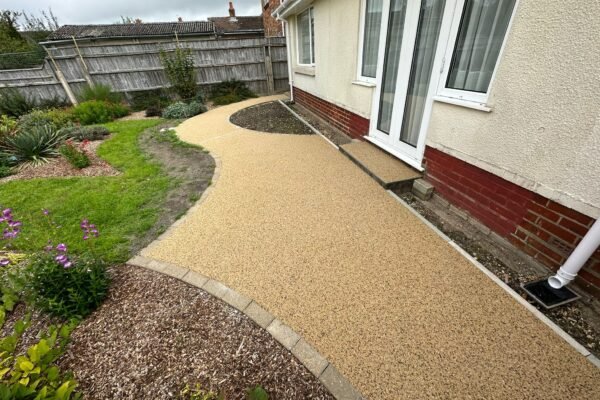 Resin Projects Gallery - Premium resin patio by Hampshire Resin