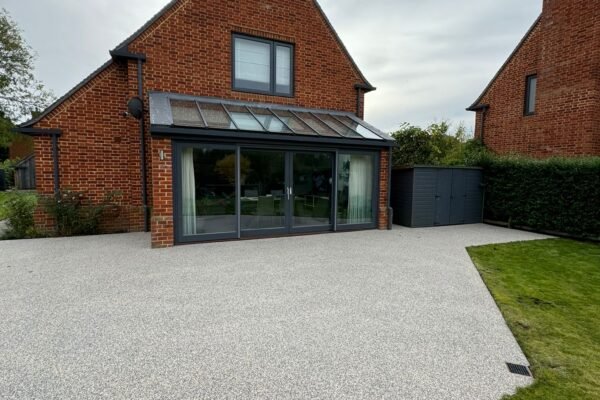 Resin Projects Gallery - Premium resin patio by Hampshire Resin