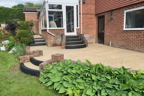 Resin Projects Gallery - Premium resin patio by Hampshire Resin