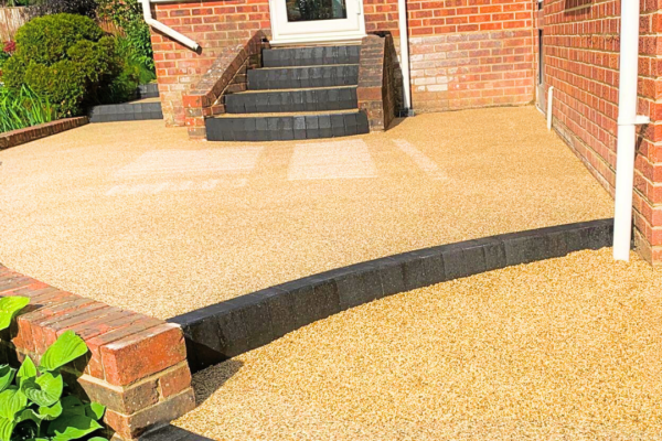 Resin Projects Gallery - Premium resin patio by Hampshire Resin