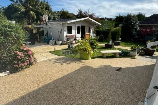 Resin Projects Gallery - Premium resin patio by Hampshire Resin